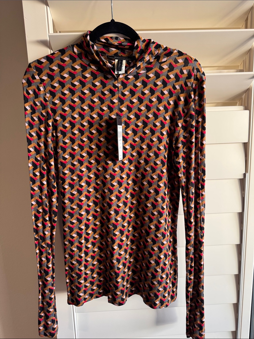 BCBG Geometric Long Sleeve Mock Neck Top - Multicolor! ❤️🖤🤎🤍